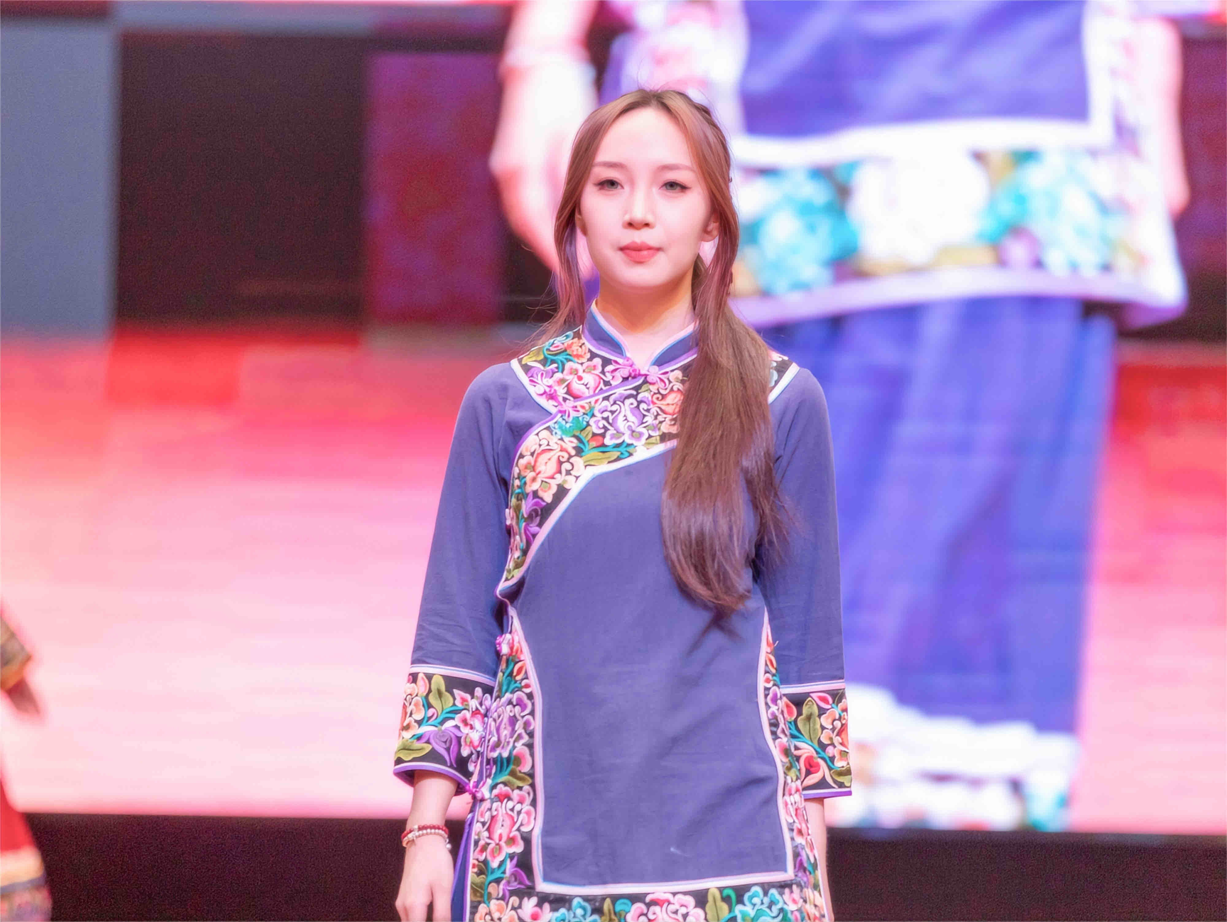 0c82fa7c-e445-46e4-a96b-70180fda09a4